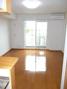 のマンスリーマンション・ウィークリーマンション「レイク　グリーン 102・洋室(No.1309880)」メイン画像