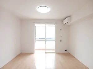 滑川駅（富山県）のマンスリーマンション・ウィークリーマンション「ハウス　フリーデ 204・洋室(No.1309978)」メイン画像