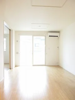 のマンスリーマンション・ウィークリーマンション「ヴィラ・シャンテＡ 202・洋室(No.1310494)」メイン画像