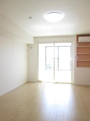 のマンスリーマンション・ウィークリーマンション「プリティーリファインド　ビラ 202・洋室(No.1310499)」メイン画像