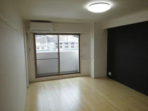 のマンスリーマンション・ウィークリーマンション「ヴィラ　鴻巣 304・洋室(No.1310540)」メイン画像