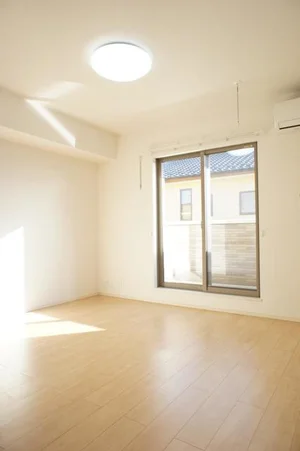 のマンスリーマンション・ウィークリーマンション「ブリーゼ・カーサⅡ 205・洋室(No.1310585)」メイン画像