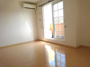 のマンスリーマンション・ウィークリーマンション「シャン・ド・フルール弐番館 202・洋室(No.1310602)」メイン画像