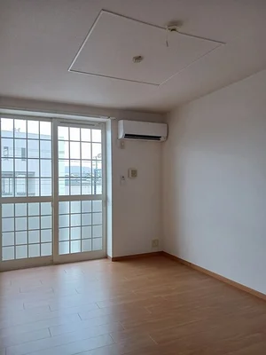 のマンスリーマンション・ウィークリーマンション「ジラ・ソーレ 202・洋室(No.1310736)」メイン画像