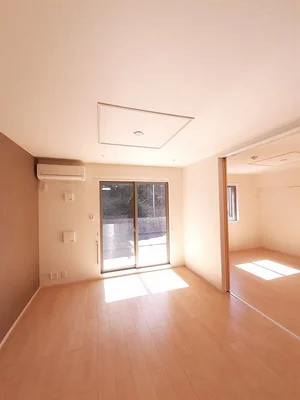 のマンスリーマンション・ウィークリーマンション「カンパニュール　Ｂ 102・洋室(No.1310755)」メイン画像