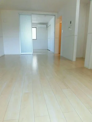 のマンスリーマンション・ウィークリーマンション「フォレスト本町 101・洋室(No.1310761)」メイン画像