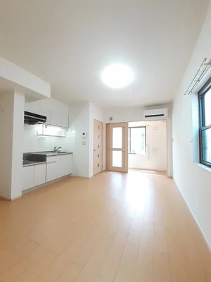 のマンスリーマンション・ウィークリーマンション「トゥインクル 101・洋室(No.1310879)」メイン画像