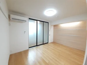 のマンスリーマンション・ウィークリーマンション「サンエルフⅣ 101・洋室(No.1310884)」メイン画像