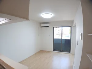 のマンスリーマンション・ウィークリーマンション「カームパインツリー２１　Ｂ 101・洋室(No.1310893)」メイン画像