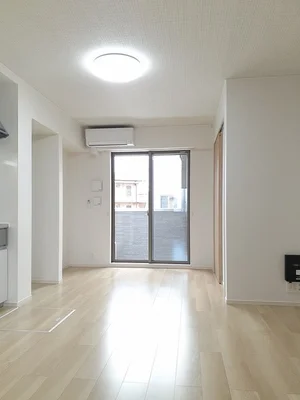 のマンスリーマンション・ウィークリーマンション「サンリットヴィラⅡ 101・洋室(No.1310902)」メイン画像