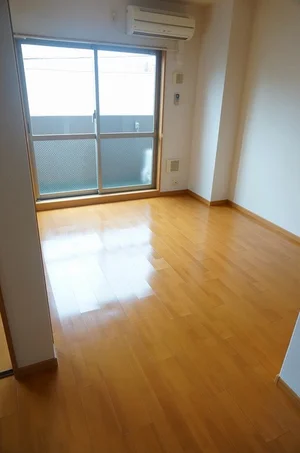 のマンスリーマンション・ウィークリーマンション「メゾン　グラース京都十条 202(No.1310958)」メイン画像