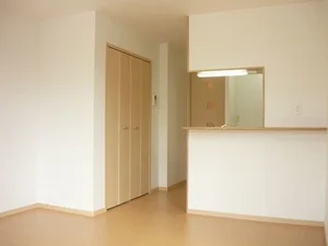 のマンスリーマンション・ウィークリーマンション「ロイヤル・ガーデン 101・洋室(No.1311009)」メイン画像