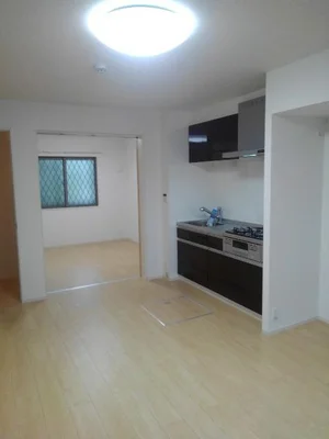 のマンスリーマンション・ウィークリーマンション「ＶｉｌａＬａｕｇｈＰｌａｃｅⅠ 101・洋室(No.1311031)」メイン画像