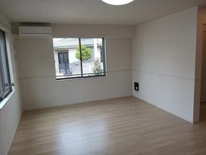 のマンスリーマンション・ウィークリーマンション「ラ・ストラーダ・シィ・アプレⅡ 102・洋室(No.1311076)」メイン画像