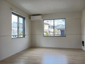 のマンスリーマンション・ウィークリーマンション「ラ・ストラーダ・シィ・アプレⅡ 102・洋室(No.1311076)」メイン画像