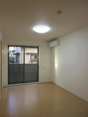 のマンスリーマンション・ウィークリーマンション「リトモ　フェリーチェ　Ⅳ 102・洋室(No.1311119)」メイン画像