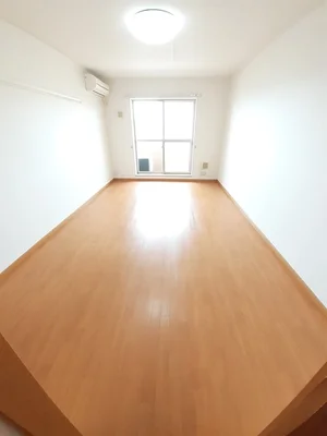 のマンスリーマンション・ウィークリーマンション「カルム・ソレイユ 303・洋室(No.1311166)」メイン画像