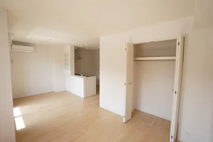 のマンスリーマンション・ウィークリーマンション「リオ・グランデ直方２番館 105・洋室(No.1311187)」メイン画像