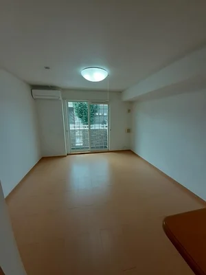 のマンスリーマンション・ウィークリーマンション「ラ・ルーチェ 103・洋室(No.1311235)」メイン画像