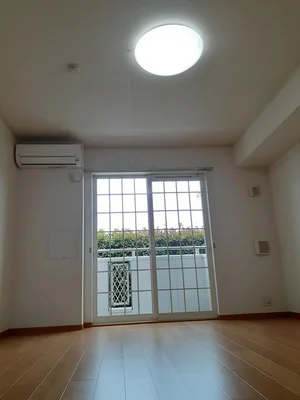 のマンスリーマンション・ウィークリーマンション「リバーサイド東子飼 103・洋室(No.1311285)」メイン画像