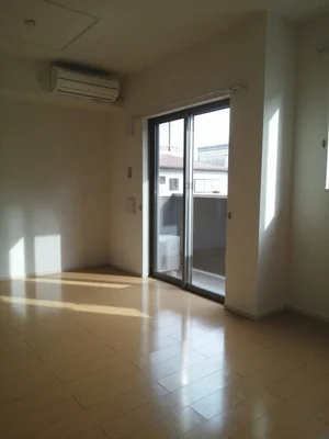 のマンスリーマンション・ウィークリーマンション「ラ　エスペランサ 102・洋室(No.1311407)」メイン画像