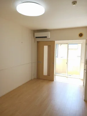 のマンスリーマンション・ウィークリーマンション「サンクレスト八千代 102・洋室(No.1311513)」メイン画像