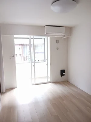 のマンスリーマンション・ウィークリーマンション「ヴィラヴェント・Ｓ．Ｈ 102・洋室(No.1311523)」メイン画像