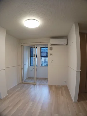 のマンスリーマンション・ウィークリーマンション「サーモンリバー 104・洋室(No.1311560)」メイン画像