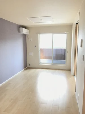 のマンスリーマンション・ウィークリーマンション「ラベリー・アイナⅡ 202・洋室(No.1311626)」メイン画像