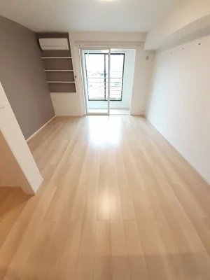 のマンスリーマンション・ウィークリーマンション「グラシオッソ坂井　Ⅲ 205・洋室(No.1311649)」メイン画像