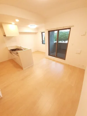 のマンスリーマンション・ウィークリーマンション「アモーレ周布　Ⅲ 202・洋室(No.1311691)」メイン画像