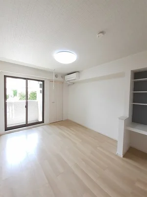 のマンスリーマンション・ウィークリーマンション「ハミング　バードⅡ 102・洋室(No.1311752)」メイン画像