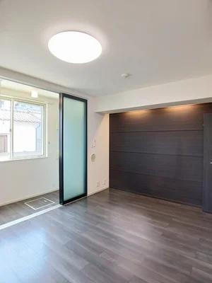 のマンスリーマンション・ウィークリーマンション「ラ・ペジーブル新大江 101・洋室(No.1311769)」メイン画像