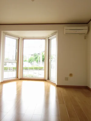 のマンスリーマンション・ウィークリーマンション「ルクプル　Ａ 102・洋室(No.1311784)」メイン画像