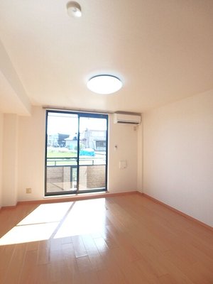 伏石駅（香川県）のマンスリーマンション・ウィークリーマンション「ソレアード太田　Ａ 102・洋室(No.1311839)」メイン画像