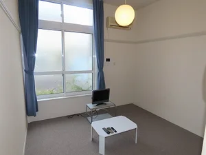 のマンスリーマンション・ウィークリーマンション「レオパレス中越 204(No.1311955)」メイン画像