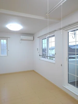 のマンスリーマンション・ウィークリーマンション「クレメント・レジデンスⅢ 202・洋室(No.1312112)」メイン画像