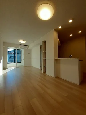 のマンスリーマンション・ウィークリーマンション「レジデンスコンフォルト・Ⅶ 103・洋室(No.1312121)」メイン画像