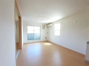 のマンスリーマンション・ウィークリーマンション「ブルック　ウエスト 204・洋室(No.1312205)」メイン画像