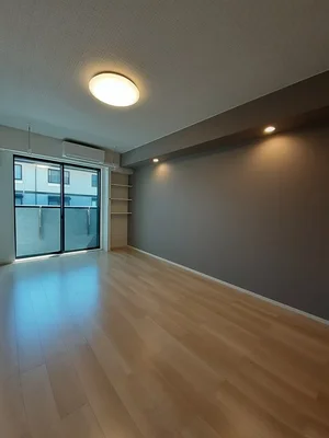 のマンスリーマンション・ウィークリーマンション「アガパンサス　Ⅱ 102・洋室(No.1312234)」メイン画像