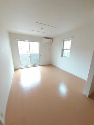 のマンスリーマンション・ウィークリーマンション「Ｇｒｅｅｎ　Ｃｏｍ　Ａ 102・洋室(No.1312319)」メイン画像