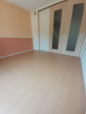 のマンスリーマンション・ウィークリーマンション「ヒッコリー　リッジ弐番館 103・洋室(No.1312352)」メイン画像