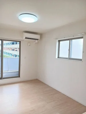 静岡県のマンスリーマンション・ウィークリーマンション「アンソレイエⅠ 202・洋室(No.1312378)」メイン画像