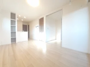 のマンスリーマンション・ウィークリーマンション「グラン・シャリオ伊勢崎　壱番館 203・洋室(No.1312405)」メイン画像