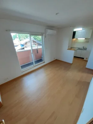 四国中央市のマンスリーマンション・ウィークリーマンション「ハッピー尾山タウン　Ａ 201・洋室(No.1312421)」メイン画像