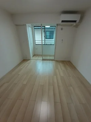 のマンスリーマンション・ウィークリーマンション「Ｇｒｕｅ　ｄｅ　Ｖｅｒｔ 202・洋室(No.1312632)」メイン画像