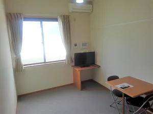 のマンスリーマンション・ウィークリーマンション「レオパレスサンポート 205(No.1312748)」メイン画像