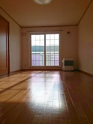 のマンスリーマンション・ウィークリーマンション「ホークフェザー８ 202・洋室(No.1313046)」メイン画像