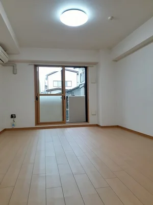 のマンスリーマンション・ウィークリーマンション「Ｃｏｎ　Ｂｒｉｏ 104・洋室(No.1313060)」メイン画像