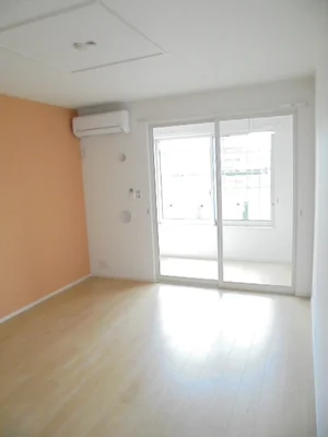 のマンスリーマンション・ウィークリーマンション「ベル　ローズ　Ⅱ 102・洋室(No.1313149)」メイン画像